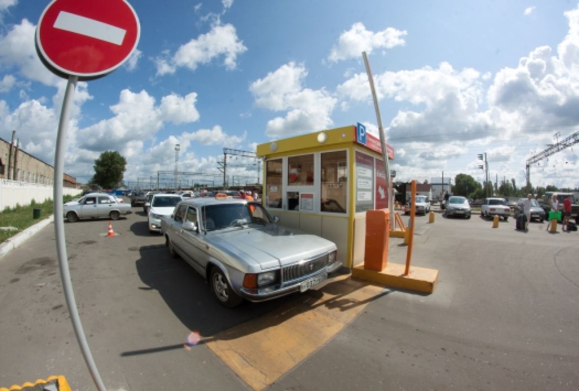 Почему у станции «Придача» теперь невозможно припарковаться бесплатно?