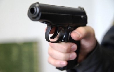 В Воронеже сотрудницы банка не отдали грабителю деньги даже под угрозой оружия