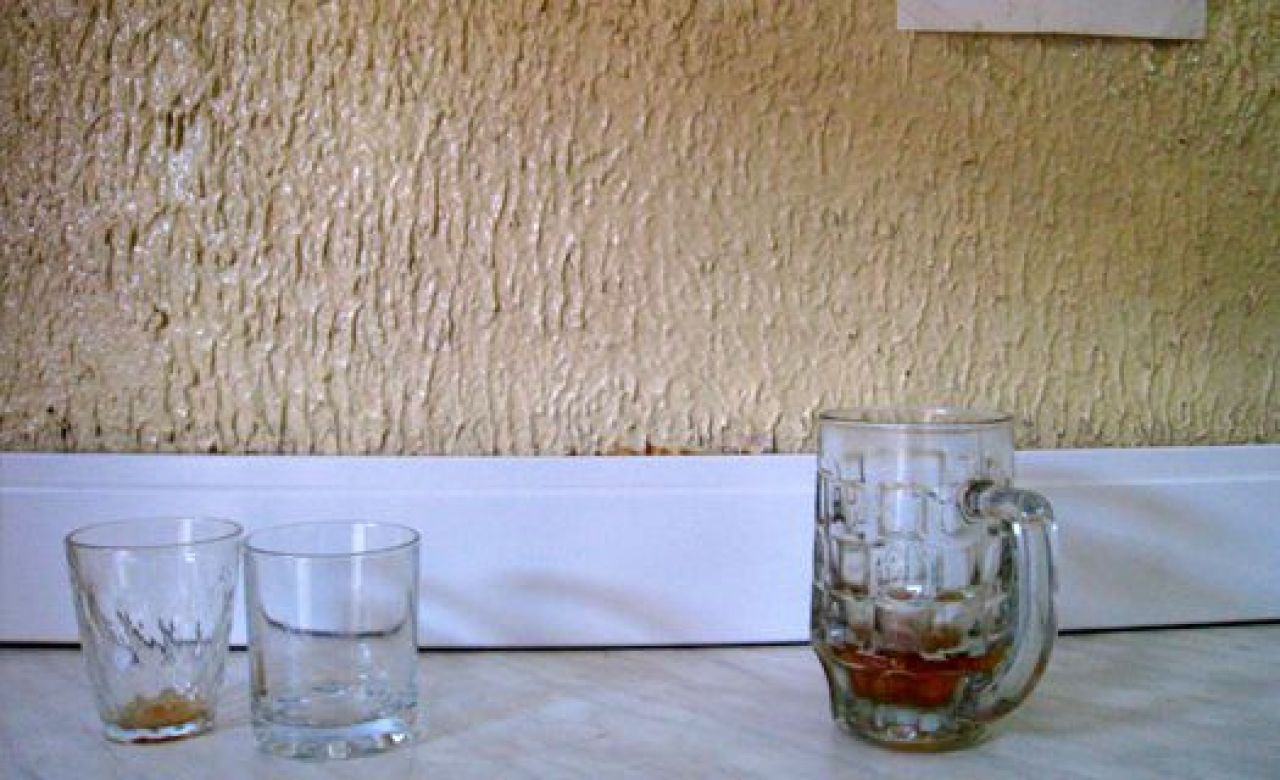 За продажу пива подростку воронежскую продавщицу оштрафовали на 50 тыс. рублей