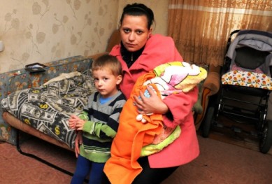 Воронежская семья за два дня до рождения ребёнка лишилась крова