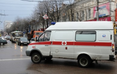 В Воронеже из окна дома выпрыгнул неадекватный мужчина