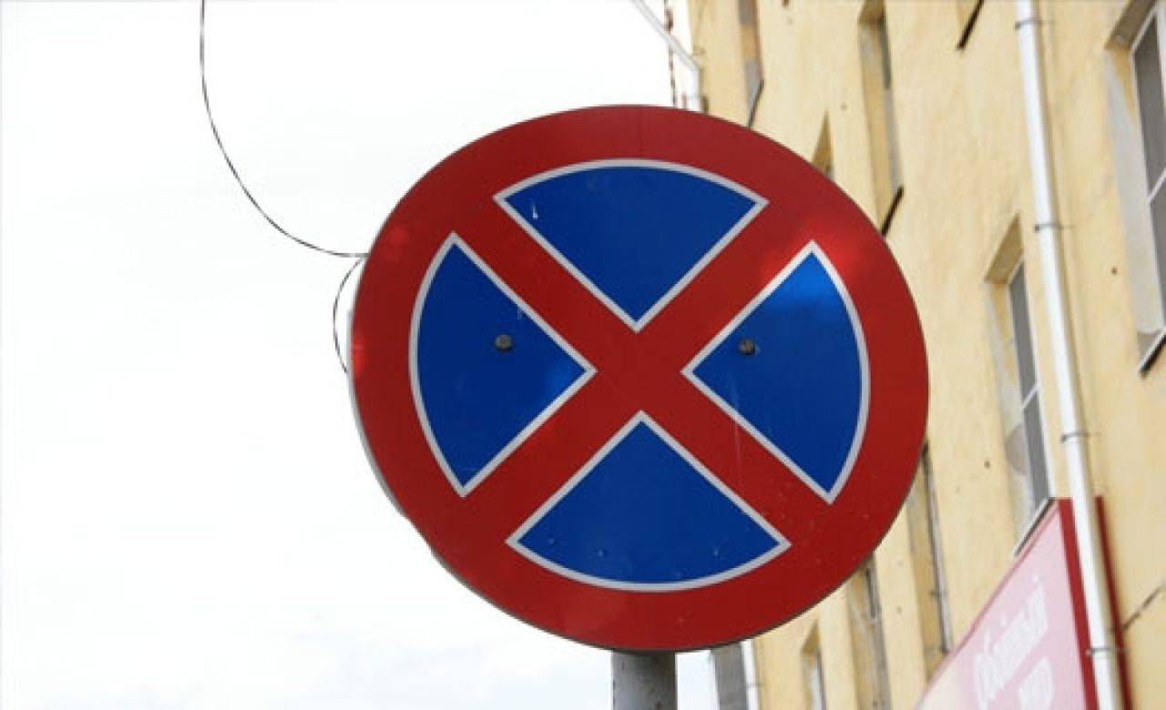 В Воронеже из-за праздничного митинга на 7 часов запретят парковку у Советской площади