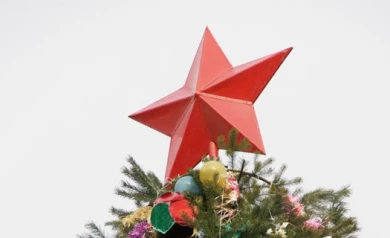 Выбираем самую красивую городскую ёлку за последние 6 лет!