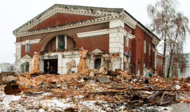 Старейший храм левого берега, который едва не снесли, передадут епархии