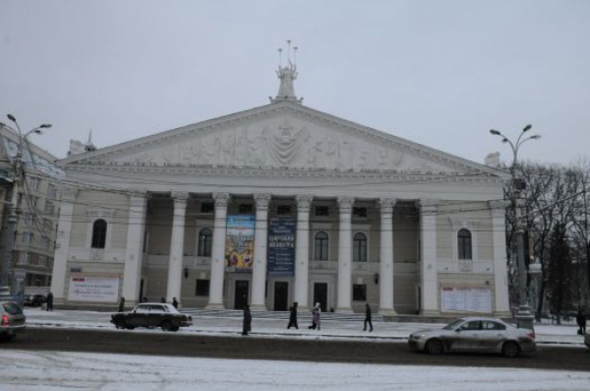 «Бунтари» театра оперы и балета отказались комментировать состав комиссии по переаттестации во главе с Соткилавой