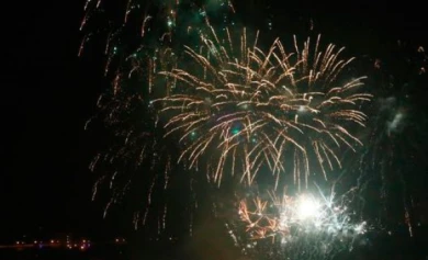 День защитника Отечества в Воронеже: выставка военной техники и салют