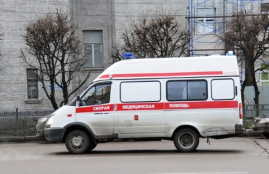 В Воронеже на остановке умер молодой человек