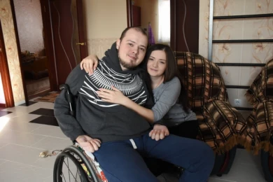 Воронежцу, прикованному к инвалидному креслу, снова нужна помощь