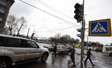 Неработающий светофор на пересечении Московского проспекта и Лидии Рябцевой обещ...