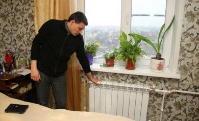 В Воронеже коммунальщики провернули «фокус» с батареями, чтобы скрыть замерзающий дом