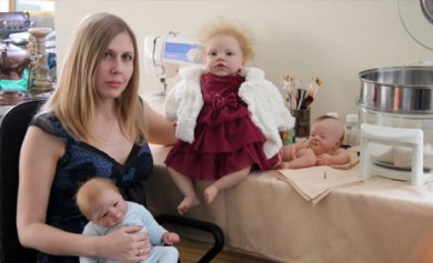 Жительница Воронежа делает младенцев из винила и акрила