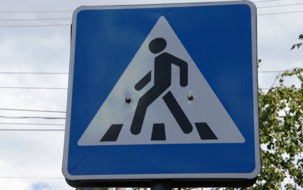 В Воронеже юный автомобилист сбил пешехода и врезался в легковушку