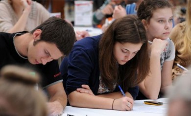 В Воронеже начальник областной Госавтоинспекции зачитает текст «Тотального дикта...