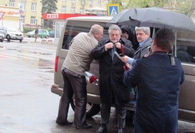 Что Александр Ширвиндт делал в Воронеже у здания ГУВД?