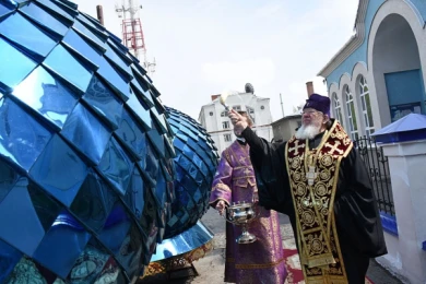 У храма пророка Самуила освятили новые купола