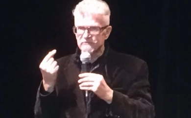 Эдуард Лимонов в Воронеже рассказал, после какого случая ходит только с охраной