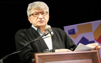 Режиссер Сокуров попросил губернатора не сносить старую типографию газеты «Комму...