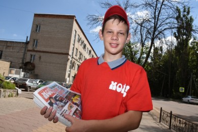 Юные газетчики с начала лета собрали 37 660 рублей на помощь детям