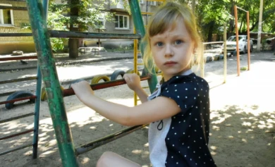 Воронежские следователи ищут виновных в падении лестницы на ребёнка на детской площадке