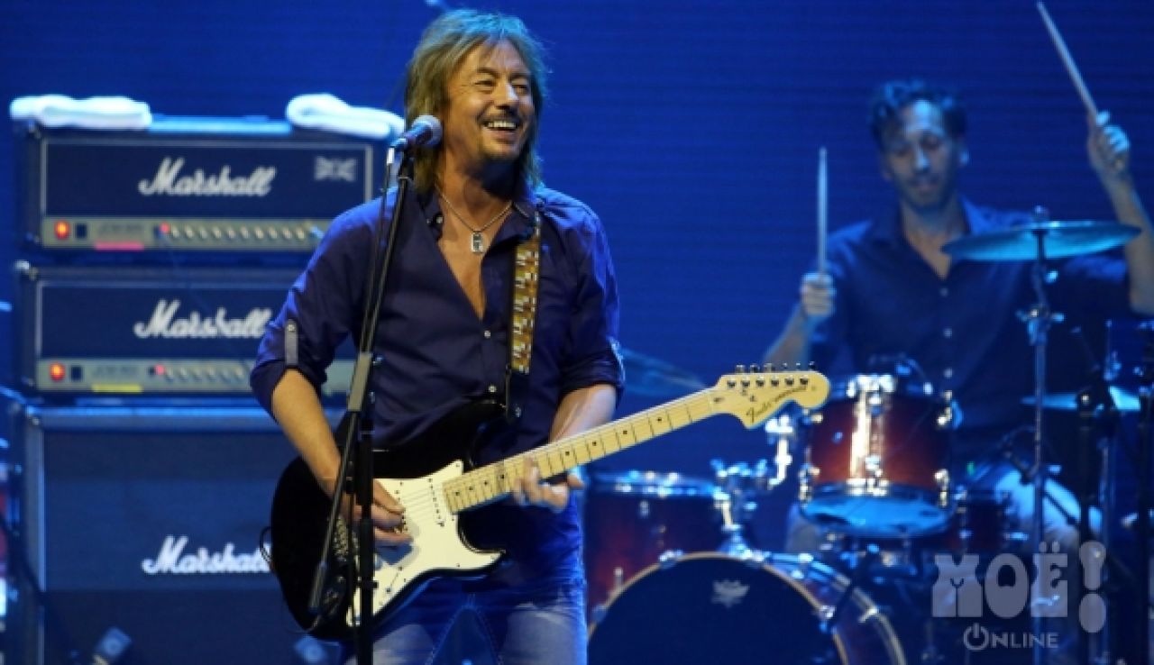 Крис Норман для выступления в Воронеже подтянул русский язык