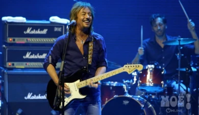 Крис Норман для выступления в Воронеже подтянул русский язык