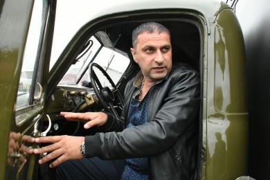 Воронежец делает из старых автомобилей лучшие катафалки в России