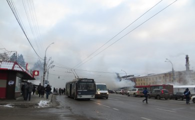 Пожар в переходе у Политеха спровоцировал пробки на Московском проспекте