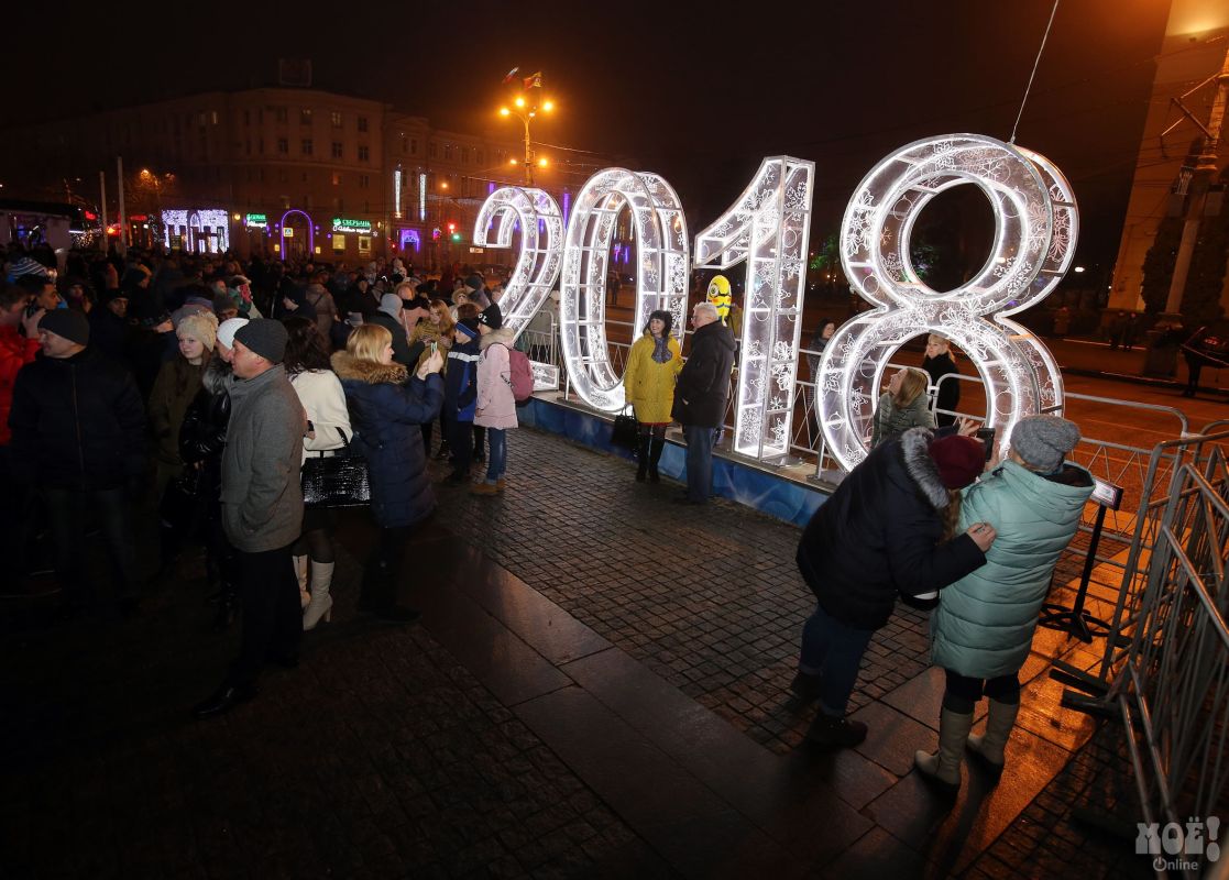 Какие желания воронежцы загадывали под бой курантов