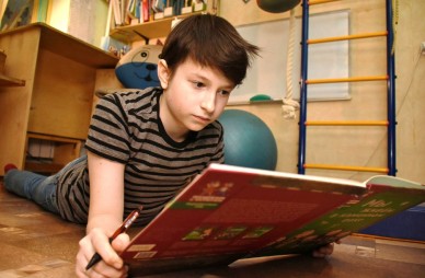 Семейное образование в Воронеже: 150 детей вместо школы учатся только дома