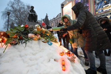 В Воронеже прошла вторая за день акция в память о погибших в Кемерово