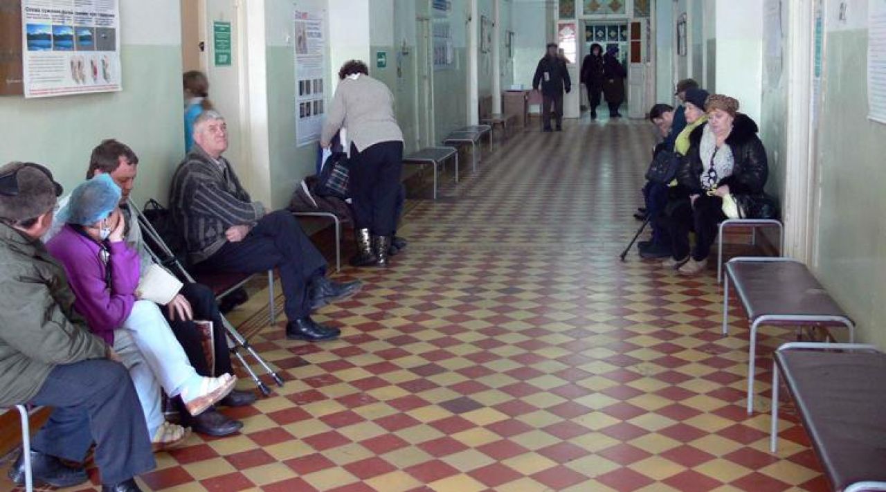 В Воронеже из-за забытой сумки эвакуировали поликлинику
