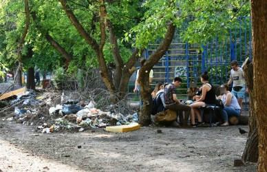 Что делать, если в вашем дворе шумные компании устраивают пьяные посиделки