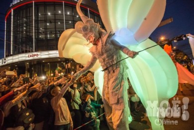 По Воронежу на театральном параде пройдётся огромная русалка