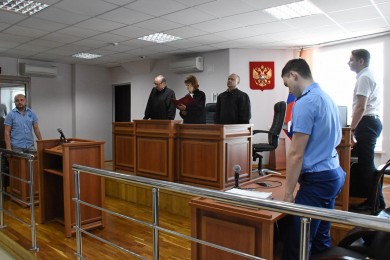 Адвокат с зелёным блокнотом заявила о недоверии воронежскому суду