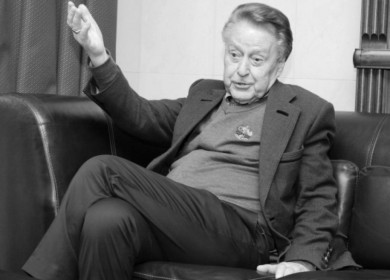 Умер поэт Андрей Дементьев