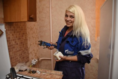 Жительница Воронежа уже 8 лет работает слесарем