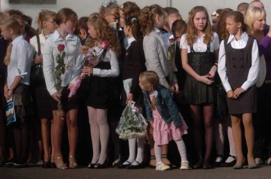 В Роскачестве назвали минимальную цену качественной школьной формы