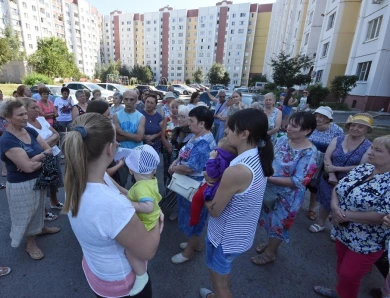 Воронежцы пригрозили перекрыть дорогу из-за цементного цеха в жилом микрорайоне
