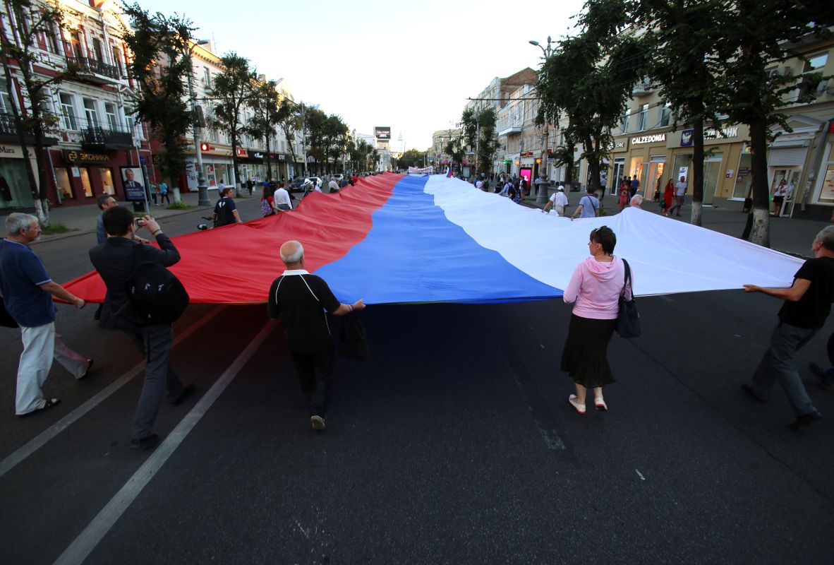 Митинги оппозиции в центре Воронежа оказались немноголюдными
