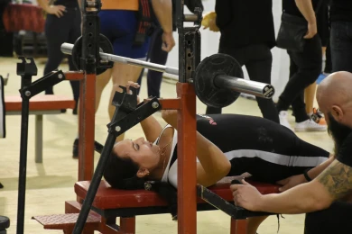 Филолог из Воронежа победила на чемпионате Евразии по пауэрлифтингу
