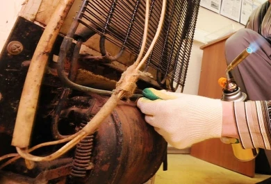 В Воронеже частный дом сгорел из-за неисправного холодильника
