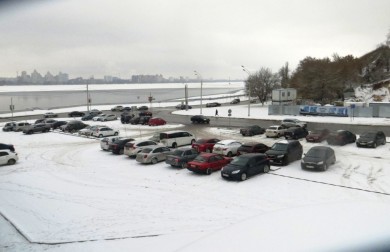 Почему власти не спешат строить перехватывающие парковки в Воронеже?