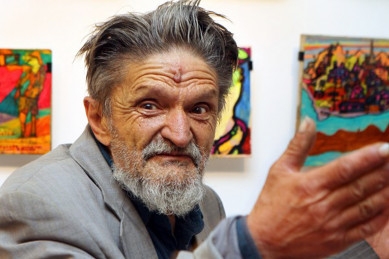 В Воронеже простятся с известным бездомным поэтом