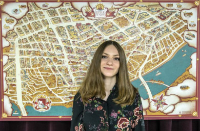 Иллюстратор из Воронежа расскажет, как её карта стала тортом и украсила машину
