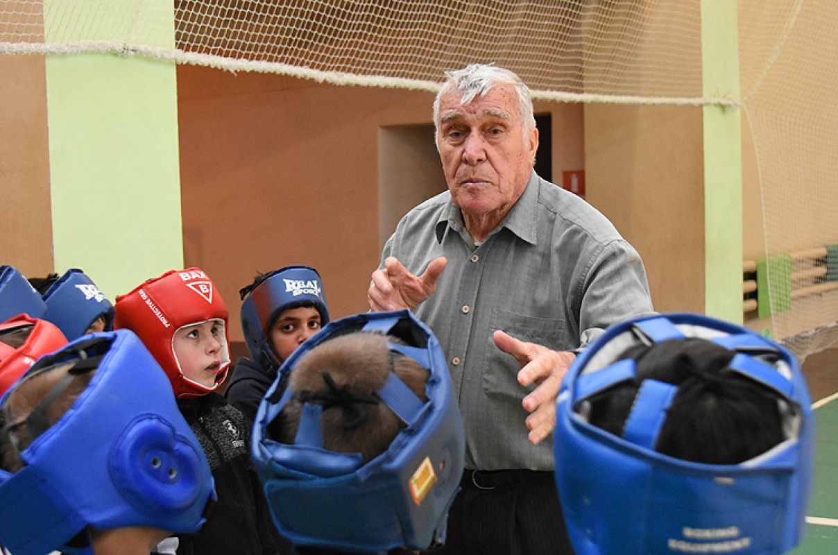 Алексей Бортников более полувека отдал тренерской работе