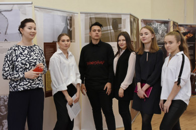 Воронежские школьники рассказали сверстникам об ужасах фашизма
