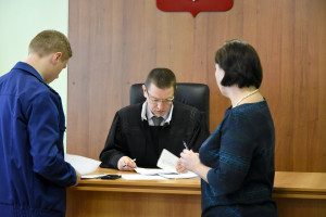 Судья, рассмотрев материал, принял решение об аресте подозреваемого на два месяца - до 9 июня