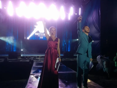 Из-за непогоды воронежские выпускницы отказались от платьев