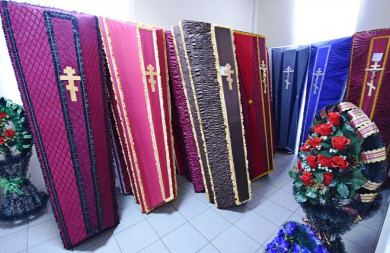 В Воронеже на 200 рублей увеличилось пособие по погребению