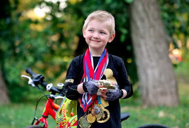 Четырёхлетний велосипедист из Воронежа установил мировой рекорд
